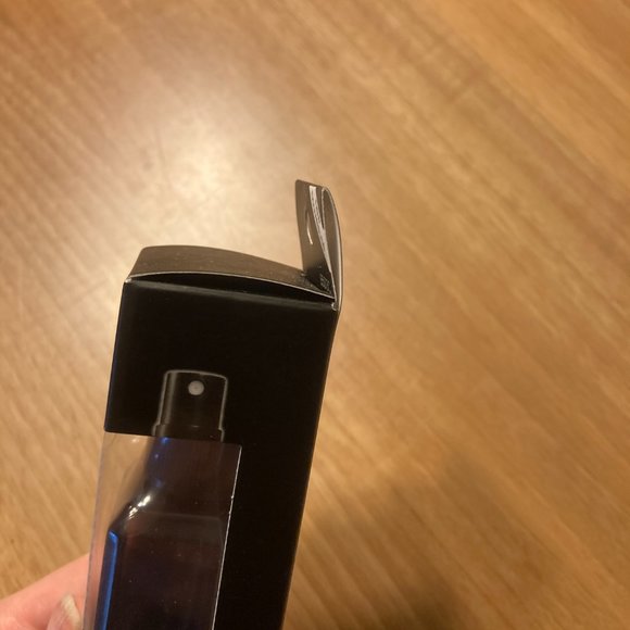 e.l.f. Daily Brush Cleaner - Picture 4 of 4